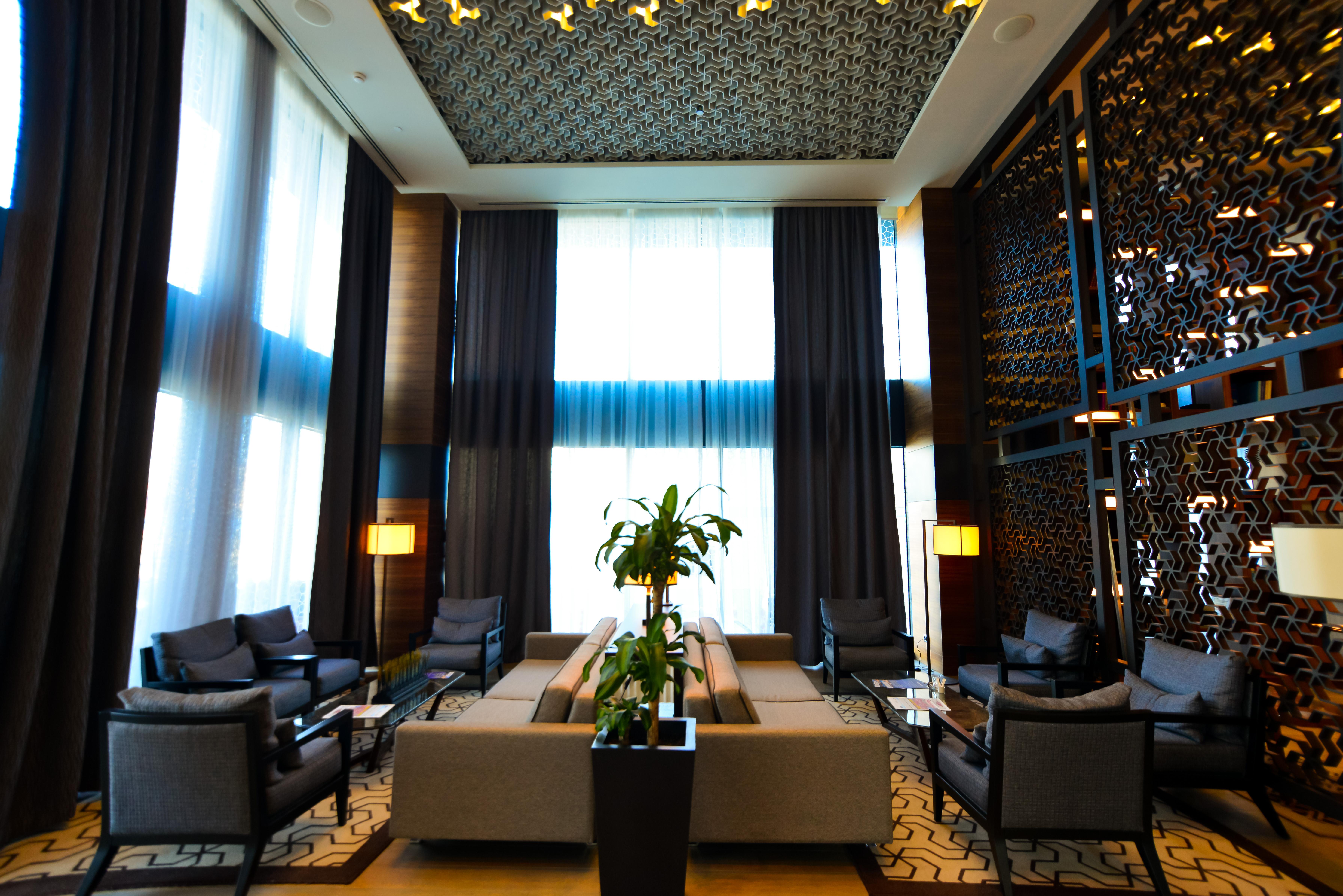 Отель Golden Tulip Istanbul Bayrampasa Экстерьер фото The lobby of the hotel